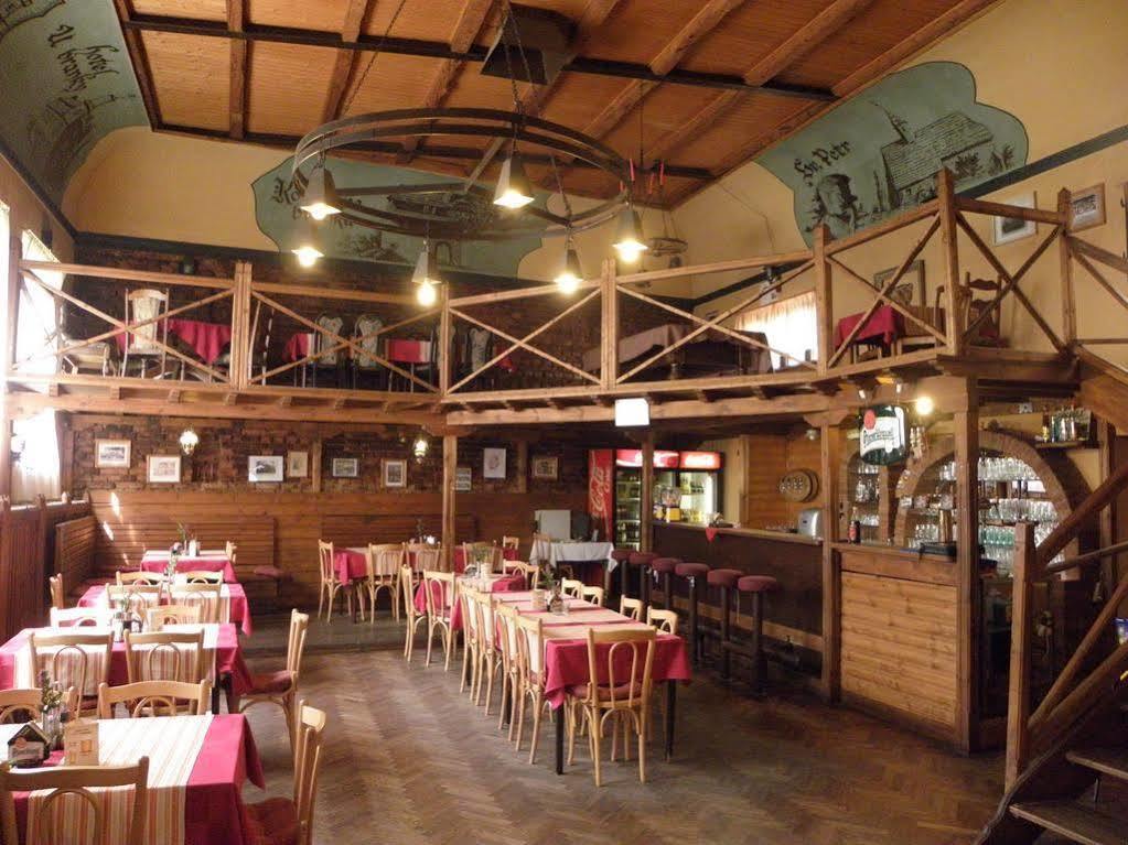 Hotel U Branky Stříbro Kültér fotó